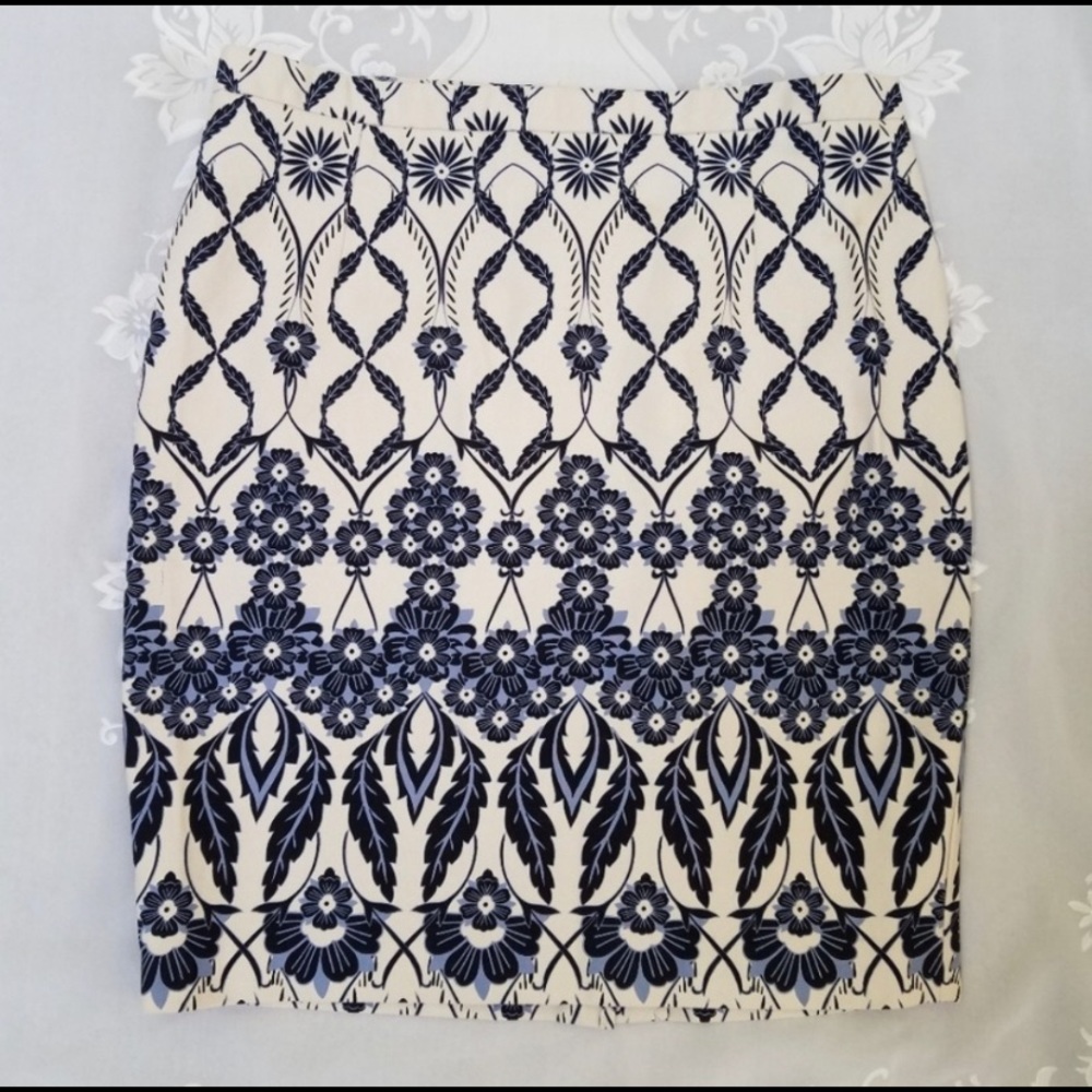 Willi Smith Blue Cream Print Pencil Skirt